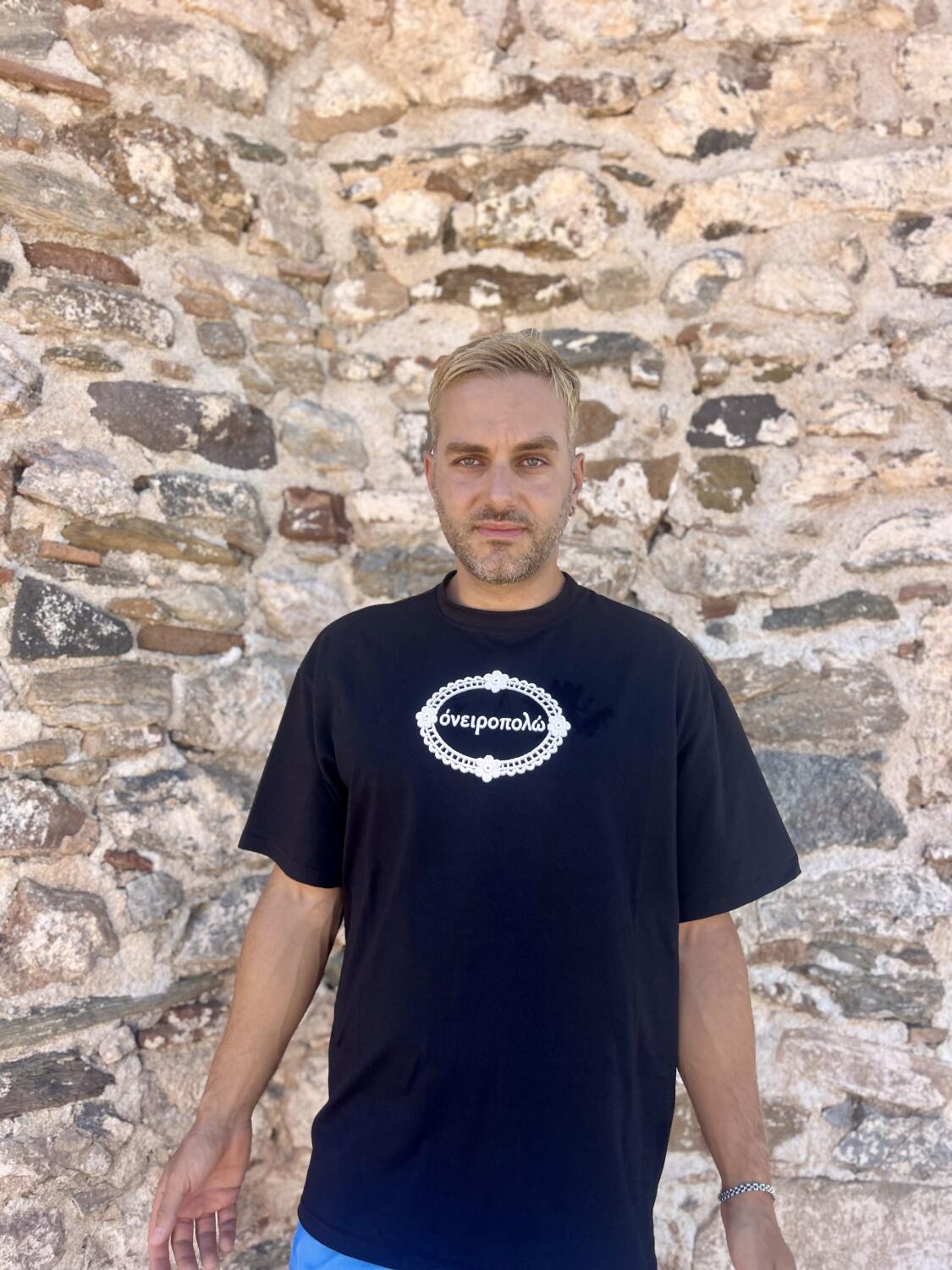 "I DAYDREAM" TEE - Image 9